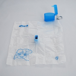人工呼吸用保護具　レサコＲＨ２　ブルー