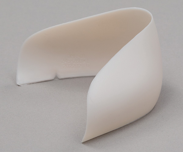 ���^���^